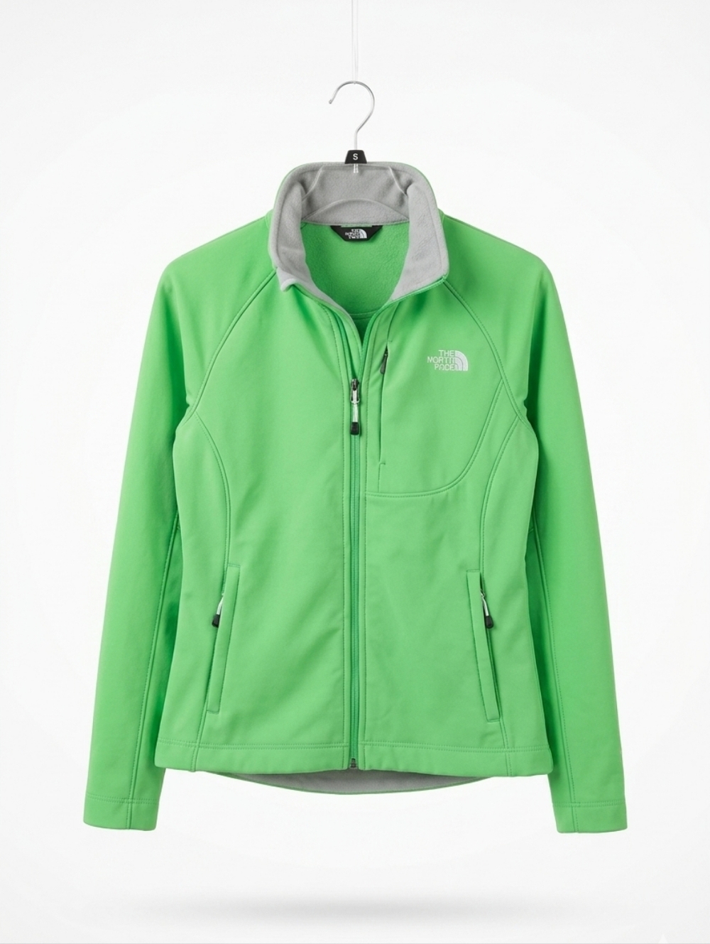 The North Face Women's Softshell Jacket in Budding Green~Size Small